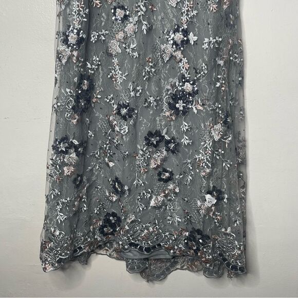 Mac Duggal 67936 Size 10 Bishop Sleeve Embroidered Mermaid Platinum Dress - Picture 8 of 14